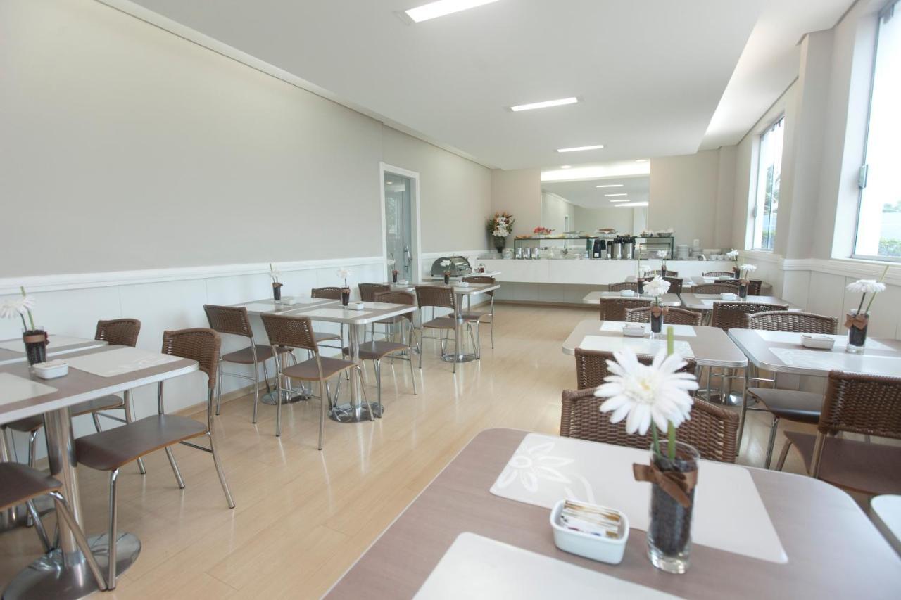 Real Hotel Sete Lagoas Exterior foto